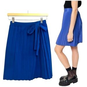 Unbranded Pleated Knit Sweater Skirt with Bow in Cobalt Blue